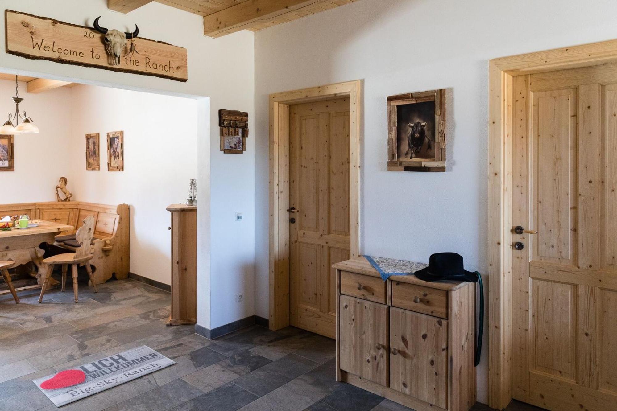 Big Sky Ranch Bed & Breakfast Liebenau  Luaran gambar